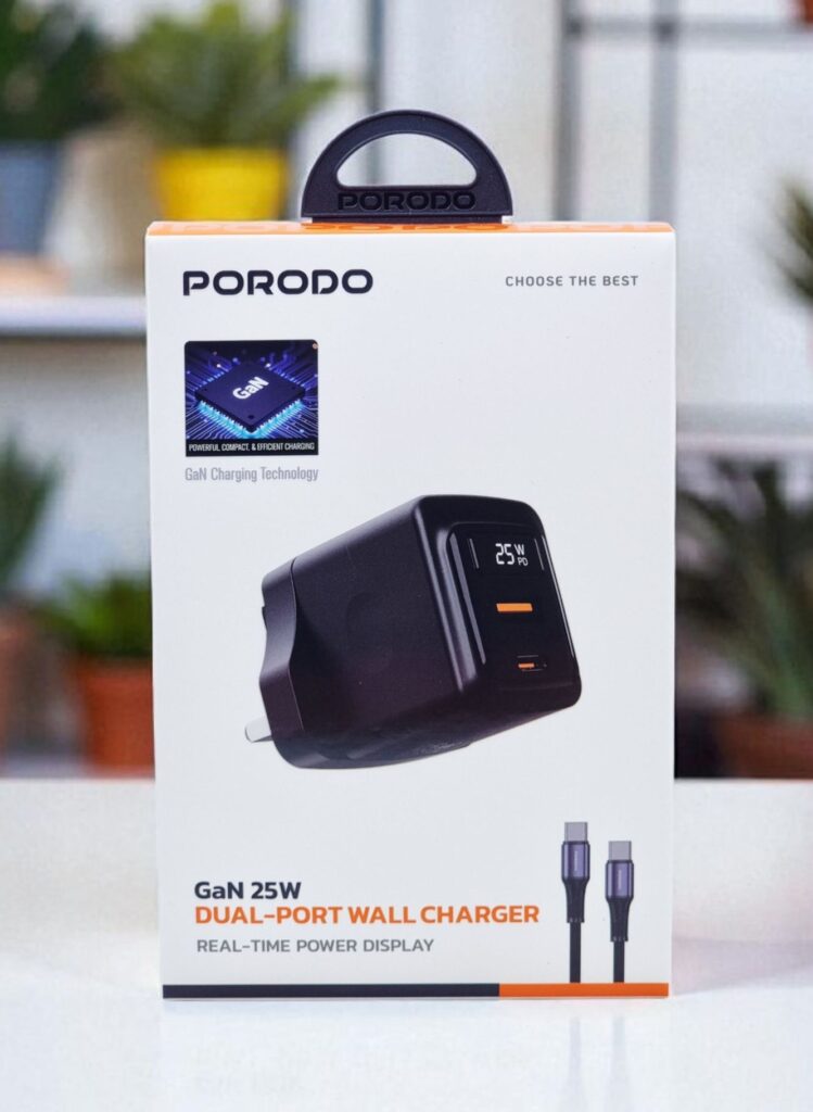 9904781930864 PORODO GaN 25W DUAL USB-C WALL CHARGER WITH USB-C TO USB-C CABLE - BLACK
